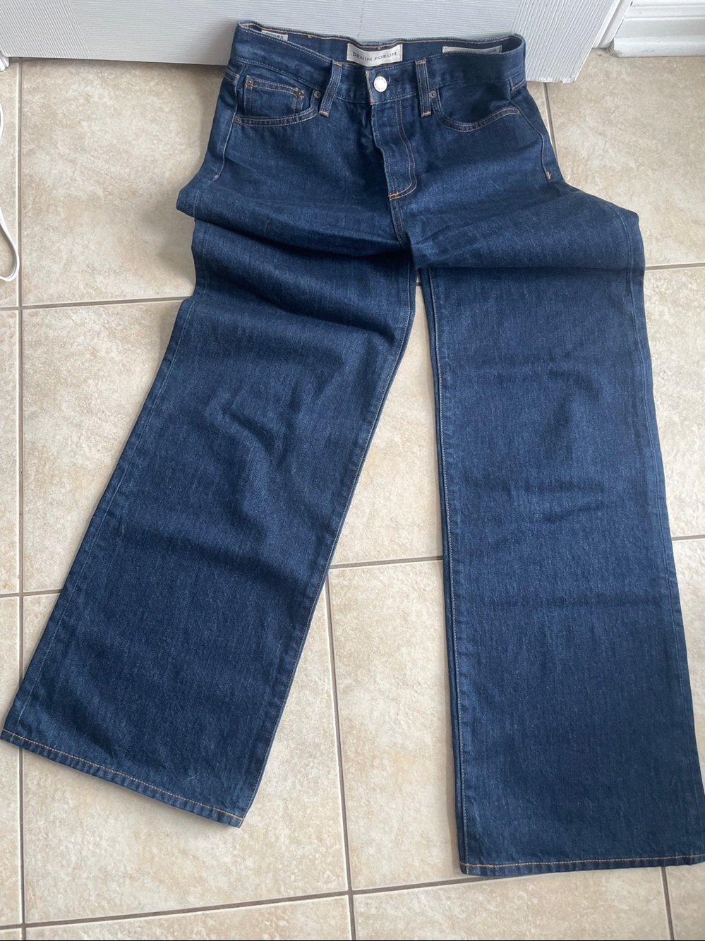 BNWOT ARITZIA 100% Organic Cotton DENIM FORUM JEANS - Picture 7 of 7